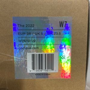 Brand new clove shoes